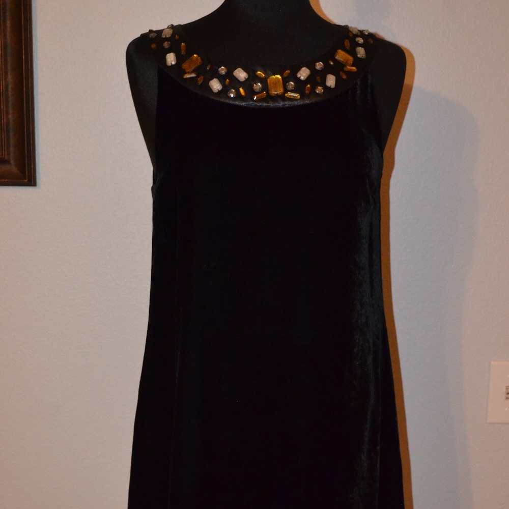 KNEE DRESS SIZE 40UK  M US  TARA COLLECTION BLACK
